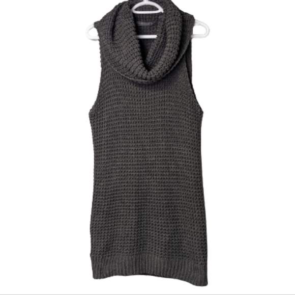 Glam & Fame Sweaters - Glam & Fame Cowl Sleeveless Sweater Tunic S/M